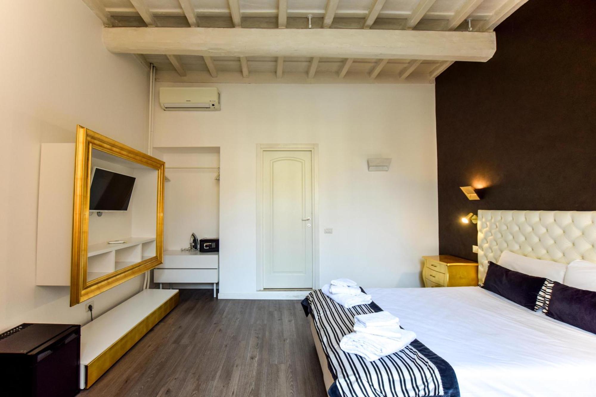 Gasthof Navona Secret Rom