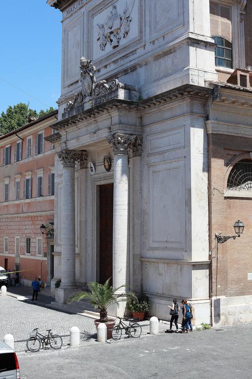 Navona Secret Gasthof 3*